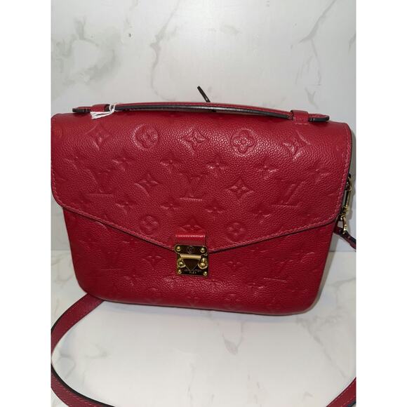 Louis Vuitton Empreinte Pochette Metis Cherry - Excellent Condition - Picture 1 of 7